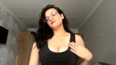 Snapshot of tiameakin chatting on 11-15-25, 10:45 Mary online show from 11-15-25, 10:45