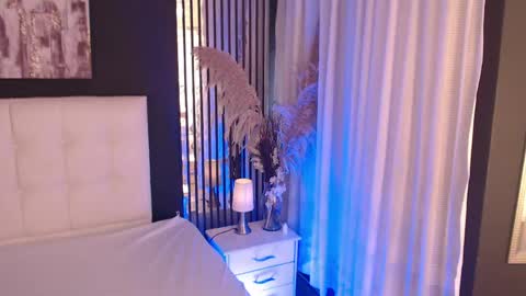 LIA online show from 04-17-26, 02:31