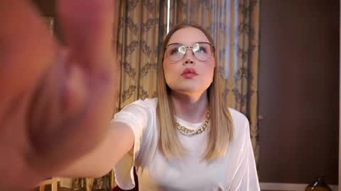 Jane online show from 04-01-26, 01:41