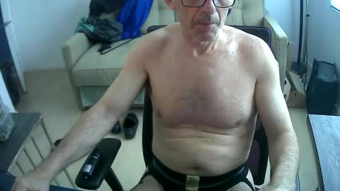 JustMe online show from 07-13-26, 01:47