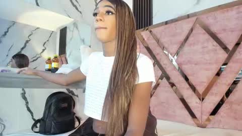 Tifanny online show from 02-22-26, 05:33