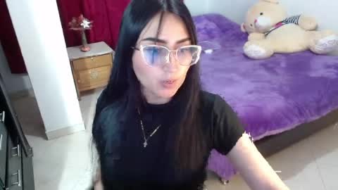 tifany online show from 04-14-26, 01:00