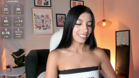 tiffany_low online show from 05-29-26, 04:27