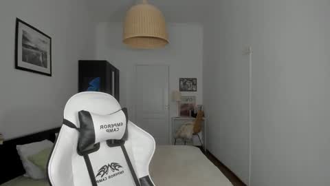  Tiffany  online show from 12-17-24, 06:31