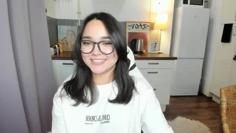  Tiffany  online show from 01-10-25, 09:23