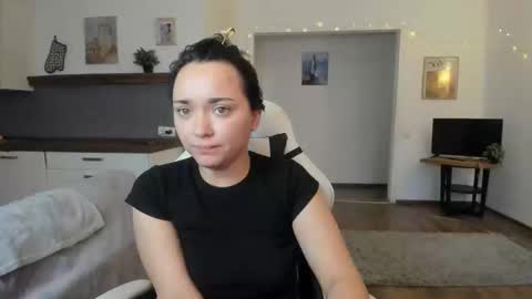  Tiffany  online show from 01-24-25, 10:21