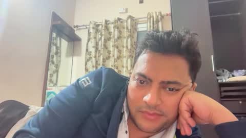 Snapshot of tigertinku chatting on 11-19-25, 06:19 tigertinku online show from 11-19-25, 06:19