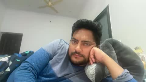 Snapshot of tigertinku chatting on 05-01-26, 04:55 tigertinku online show from 05-01-26, 04:55