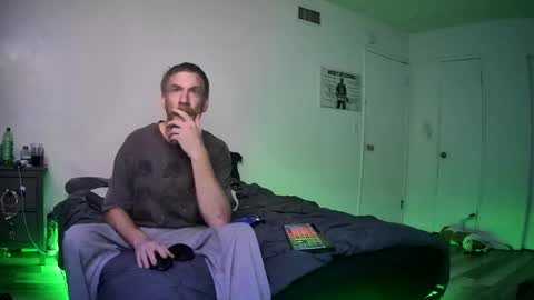 Snapshot of tiggity19 chatting on 06-14-26, 08:05 Tiggity23 come stroke my 9 cock with ne online show from 06-14-26, 08:05