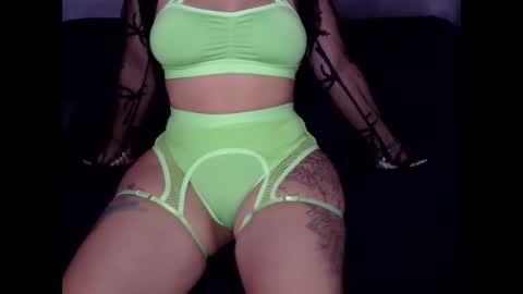 Snapshot of tiinkerbell26 chatting on 02-20-26, 03:58 tiinkerbell26 online show from 02-20-26, 03:58