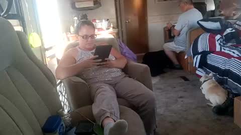 Snapshot of timamanda chatting on 07-15-26, 01:00 Tim Amanda online show from 07-15-26, 01:00