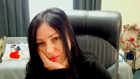 Luisa online show from 04-16-26, 07:53