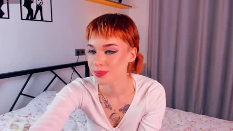 Snapshot of tinaaarpp chatting on 02-15-25, 10:31 Stacy online show from 02-15-25, 10:31