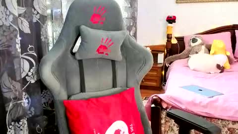 Tina online show from 02-20-26, 06:26