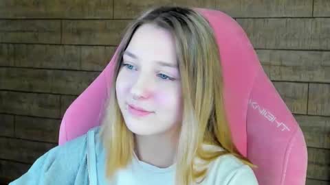 TinaBurton online show from 03-15-26, 04:35