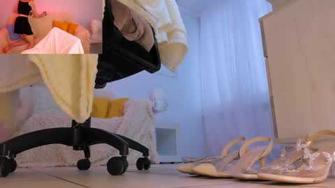 Tina Davil online show from 04-21-26, 08:42