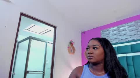 Snapshot of tinajones20 chatting on 01-09-26, 12:52 Tina online show from 01-09-26, 12:52