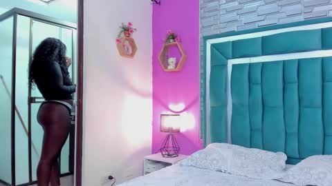 Snapshot of tinajones20 chatting on 02-28-26, 12:50 Tina online show from 02-28-26, 12:50