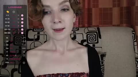 Snapshot of tinawincee chatting on 06-12-26, 05:06 Tina online show from 06-12-26, 05:06