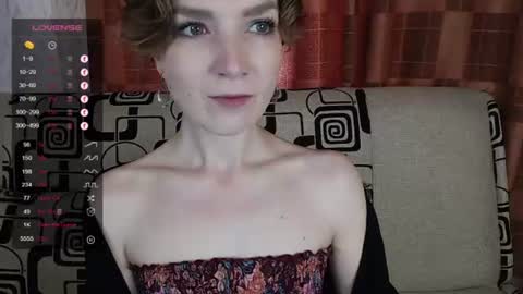 Snapshot of tinawincee chatting on 06-21-26, 04:59 Tina online show from 06-21-26, 04:59