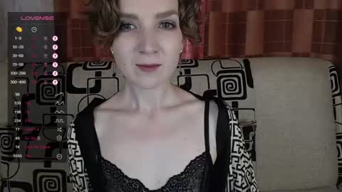 Snapshot of tinawincee chatting on 07-12-26, 05:09 Tina online show from 07-12-26, 05:09