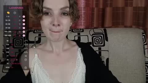 Snapshot of tinawincee chatting on 07-18-26, 05:33 Tina online show from 07-18-26, 05:33