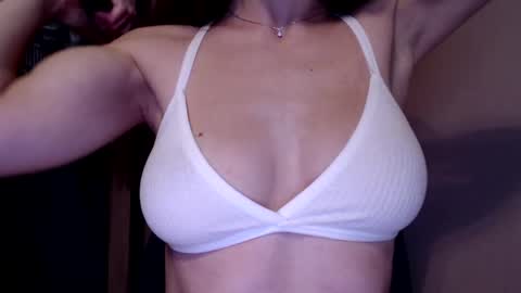 Lily online show from 12-29-24, 05:22