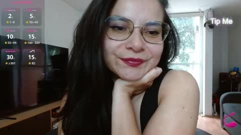 Tiny Caroline online show from 04-15-26, 08:53