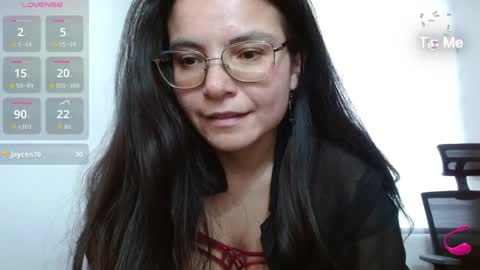 Tiny Caroline online show from 05-22-26, 11:32