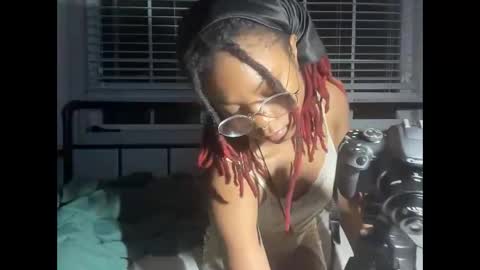 Snapshot of tiny_cupcake2 chatting on 04-07-26, 03:07 cupcake online show from 04-07-26, 03:07