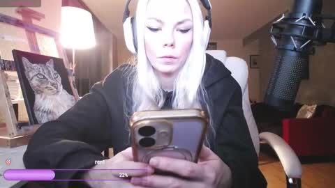 stage Kylie Sinner  brand CLITBAIT online show from 03-16-26, 03:45