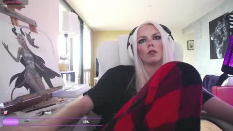 stage Kylie Sinner  brand CLITBAIT online show from 04-03-26, 11:19