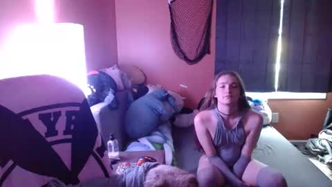 Titania420 online show from 09-10-25, 07:14