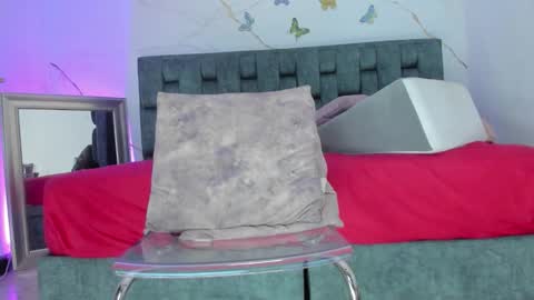 Snapshot of tivizaylove chatting on 02-22-26, 02:04 Tivizay online show from 02-22-26, 02:04