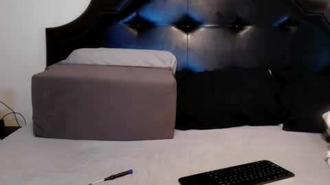 TJ online show from 04-09-26, 12:32