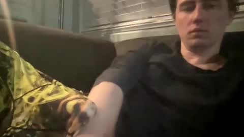 Snapshot of tlayne410 chatting on 01-10-26, 10:06 tlayne410 online show from 01-10-26, 10:06