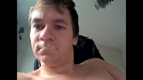 tobiasz950215 online show from 10-27-25, 09:02