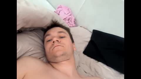 tobiasz950215 online show from 05-05-26, 06:43