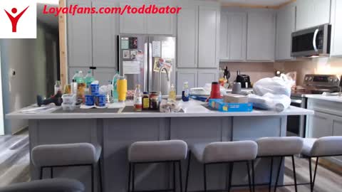 Todd Bator online show from 05-25-26, 02:12