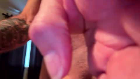 Snapshot of toddmacg chatting on 03-05-26, 07:21 toddmacg online show from 03-05-26, 07:21