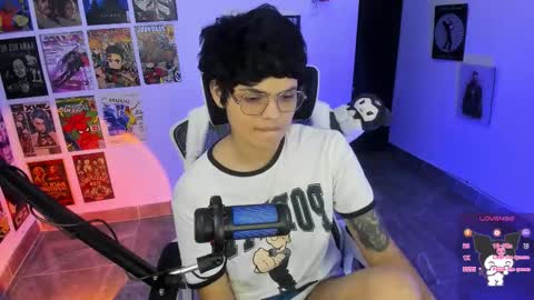 Snapshot of tokyo_uwu chatting on 01-09-26, 03:42 sofi 3 online show from 01-09-26, 03:42