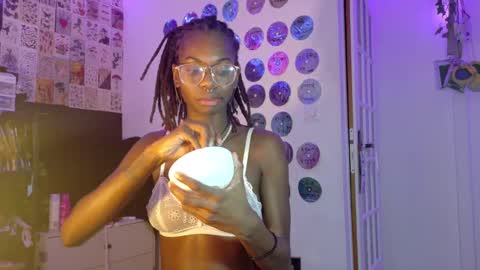 Athena Fantasy online show from 12-10-24, 09:43