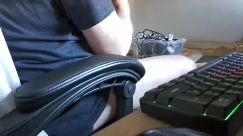 toloneo1 online show from 05-26-26, 05:58