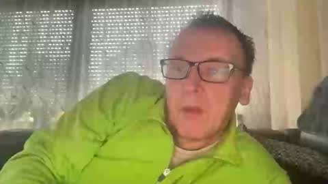 Tom online show from 03-28-26, 03:44