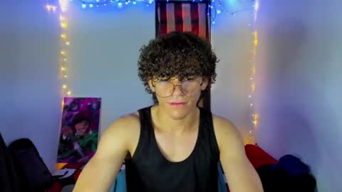 Tom Blue online show from 06-24-26, 05:01