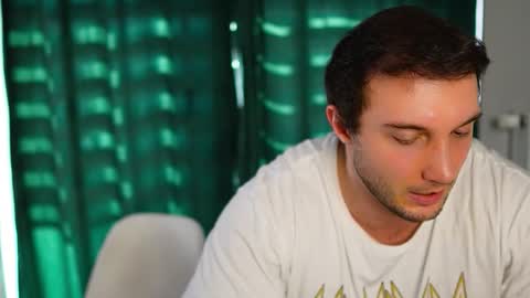 Tom online show from 03-18-26, 07:11