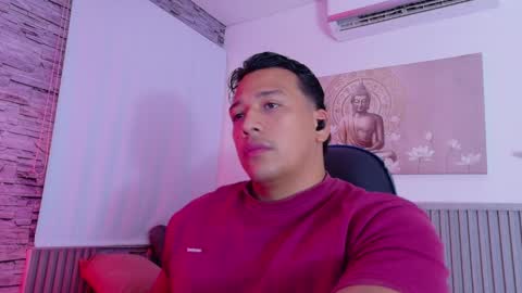 Tom muscle1 online show from 04-01-26, 01:41