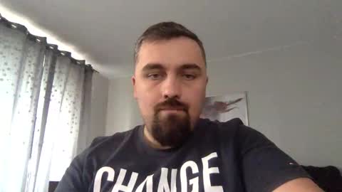 Tomas Viking online show from 11-16-25, 01:06