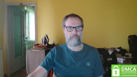 Tomas Milian online show from 11-18-25, 08:19