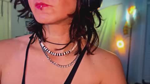 tomboy_titties online show from 06-17-26, 03:20